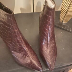 NWOT DARK BROWN CROCCO, NINE WEST, WEDGE HILLS BOOTIES, SIZE 8.5